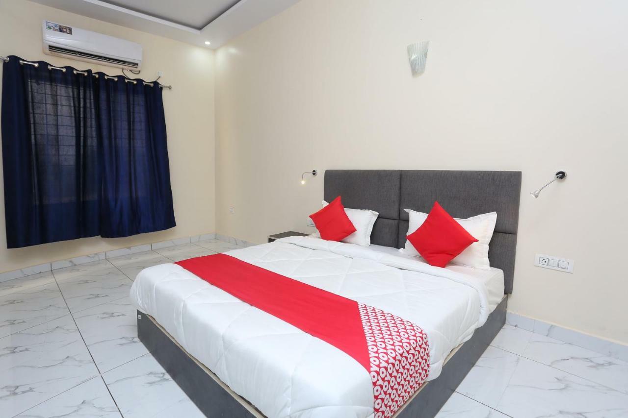 Oyo 41721 Hotel Lal Havelii Deluxe Jabalpur Ngoại thất bức ảnh