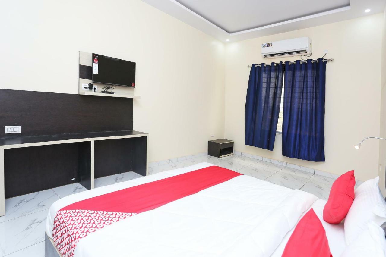 Oyo 41721 Hotel Lal Havelii Deluxe Jabalpur Ngoại thất bức ảnh