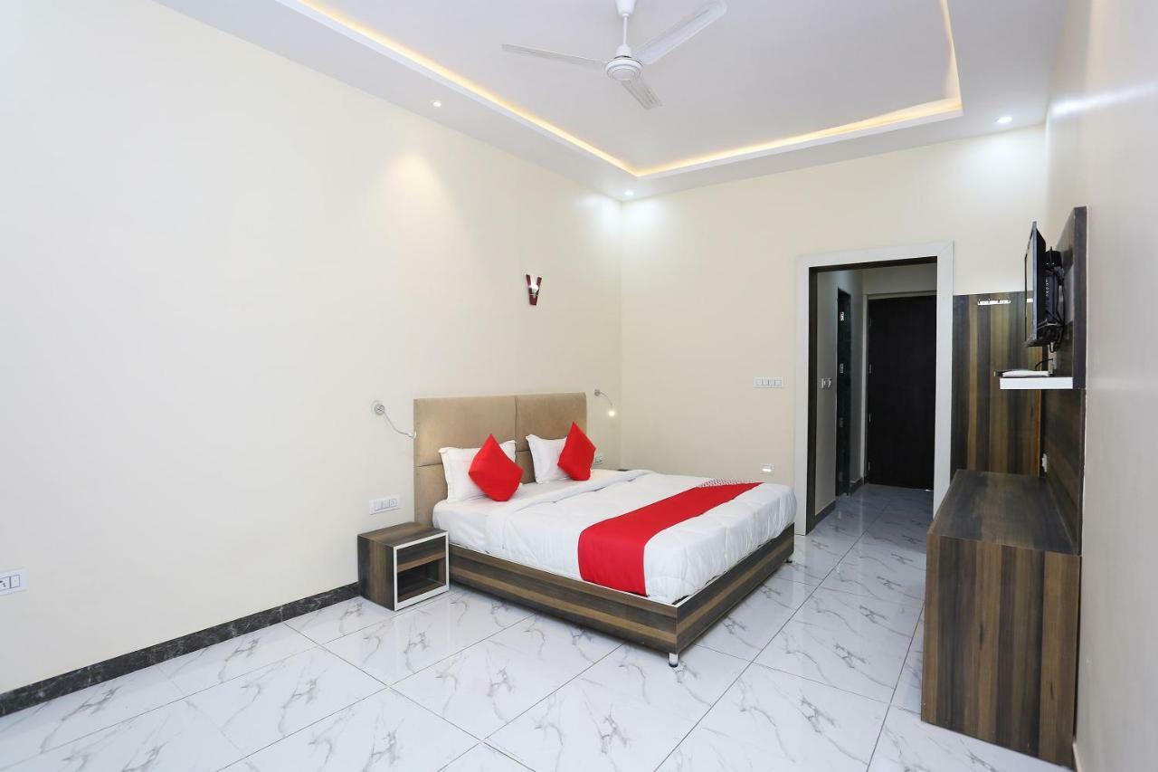 Oyo 41721 Hotel Lal Havelii Deluxe Jabalpur Ngoại thất bức ảnh